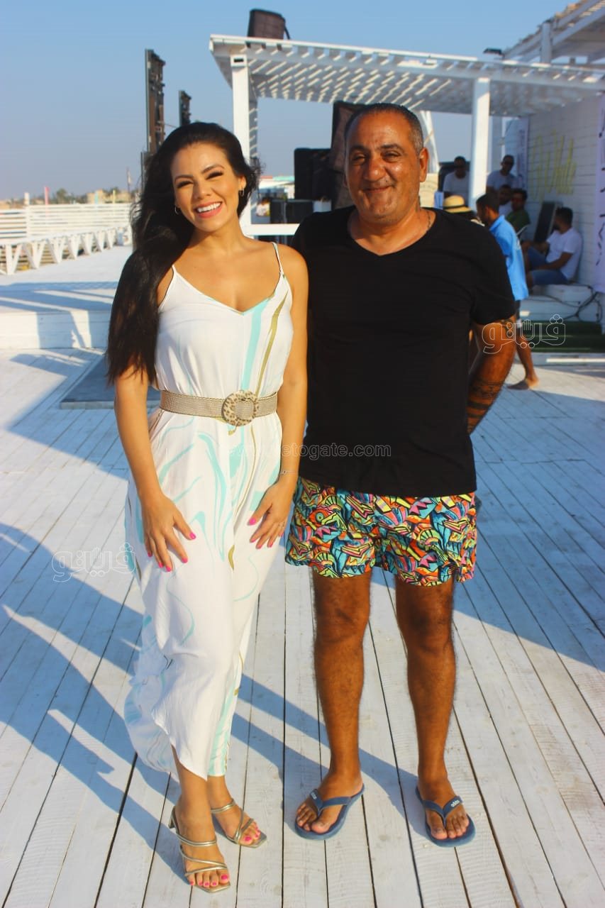 حودة بندق ولورديانا يشعلان حفل وايت بيتش بمارينا (15)