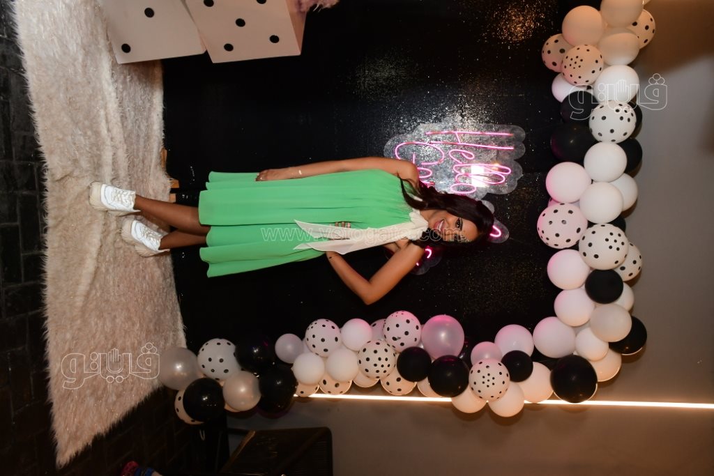 افتتاح كافيه دومينو لرنا سماحة وسامر ابو طالب بحضور نجوم الفن (1)