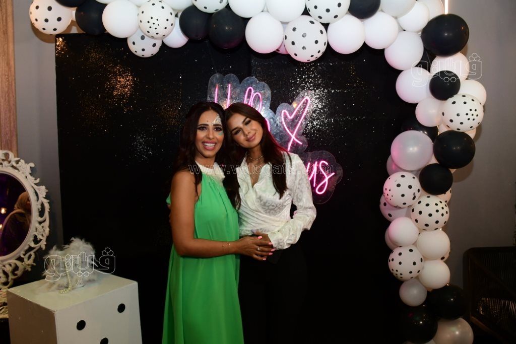 افتتاح كافيه دومينو لرنا سماحة وسامر ابو طالب بحضور نجوم الفن (6)