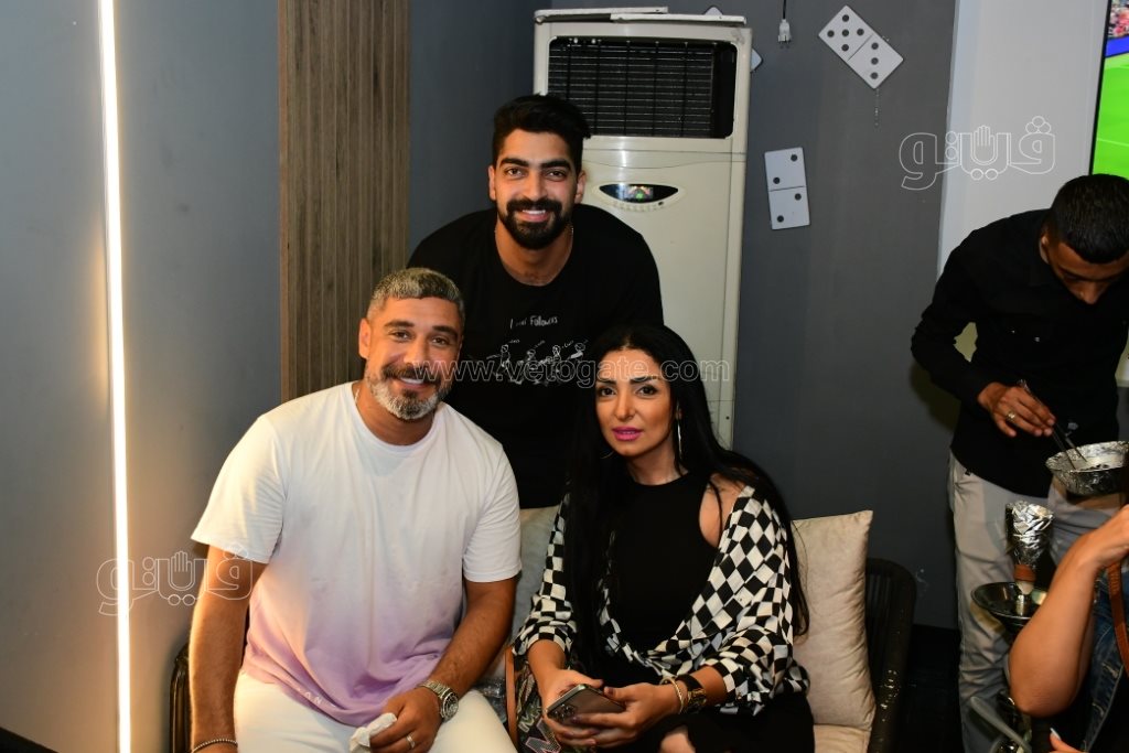 افتتاح كافيه دومينو لرنا سماحة وسامر ابو طالب بحضور نجوم الفن (17)