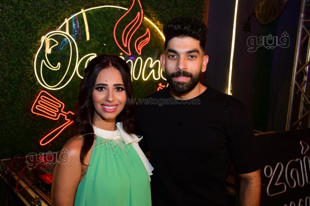 افتتاح كافيه دومينو لرنا سماحة وسامر ابو طالب بحضور نجوم الفن (23)