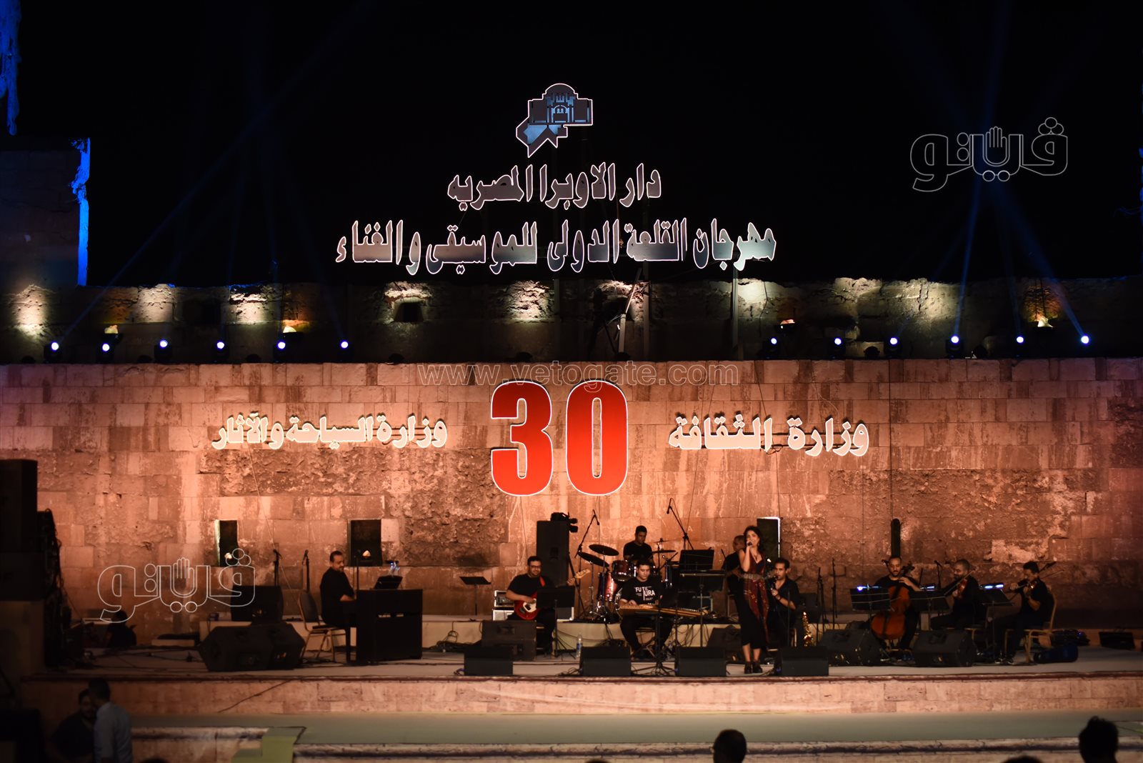 تألقت بأغنية يالالالي.. مي كمال لجمهور القلعة مبسوطة أنى معاكم لأول مرة (11)