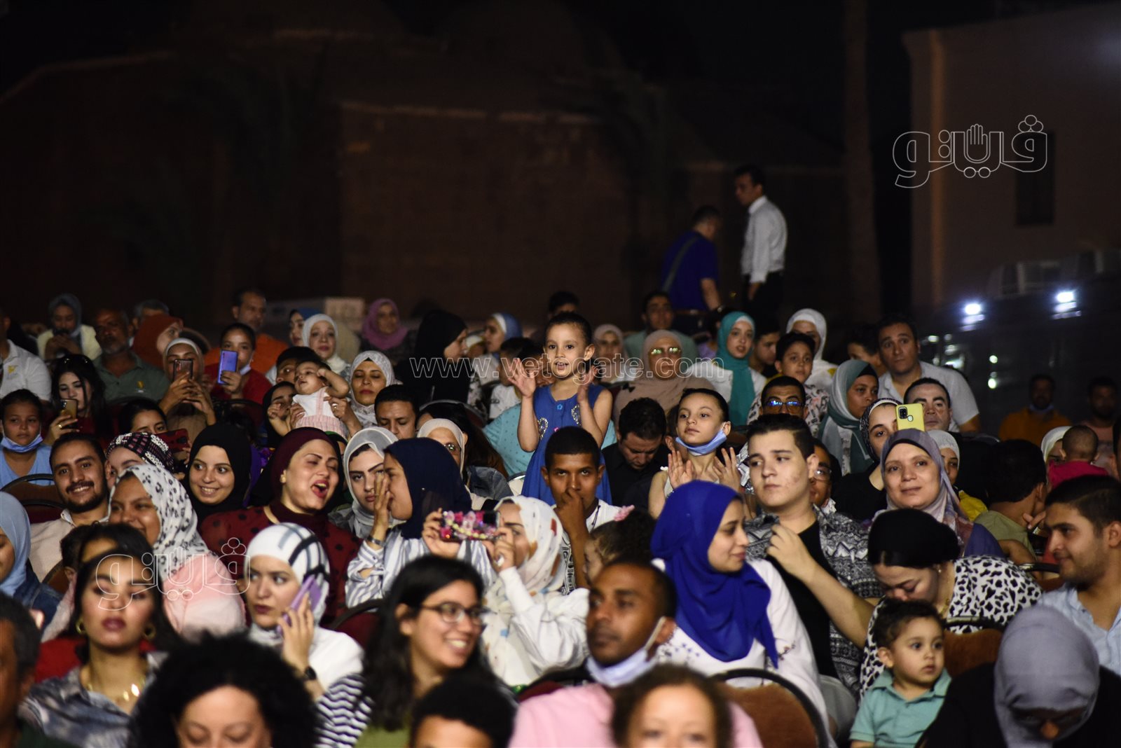 تألقت بأغنية يالالالي.. مي كمال لجمهور القلعة مبسوطة أنى معاكم لأول مرة (28)