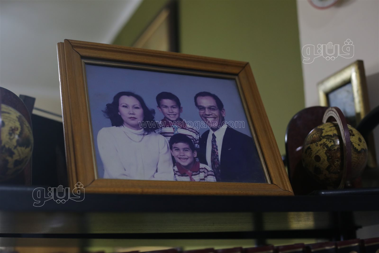 السر في والده.. حكاية دكتور أمراض النساء مع طوابع بريد العالم (1)