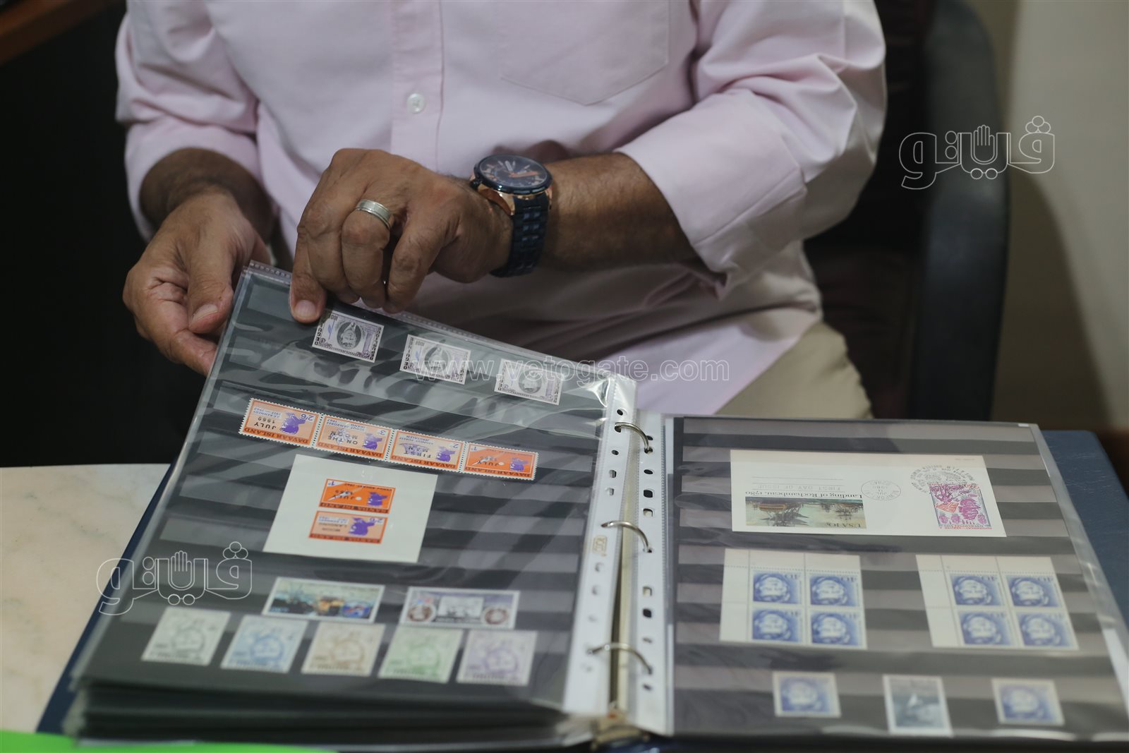 السر في والده.. حكاية دكتور أمراض النساء مع طوابع بريد العالم (3)