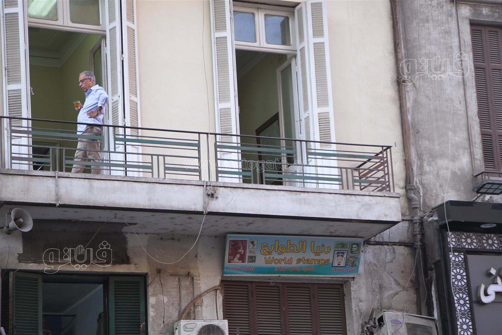 السر في والده.. حكاية دكتور أمراض النساء مع طوابع بريد العالم (20)