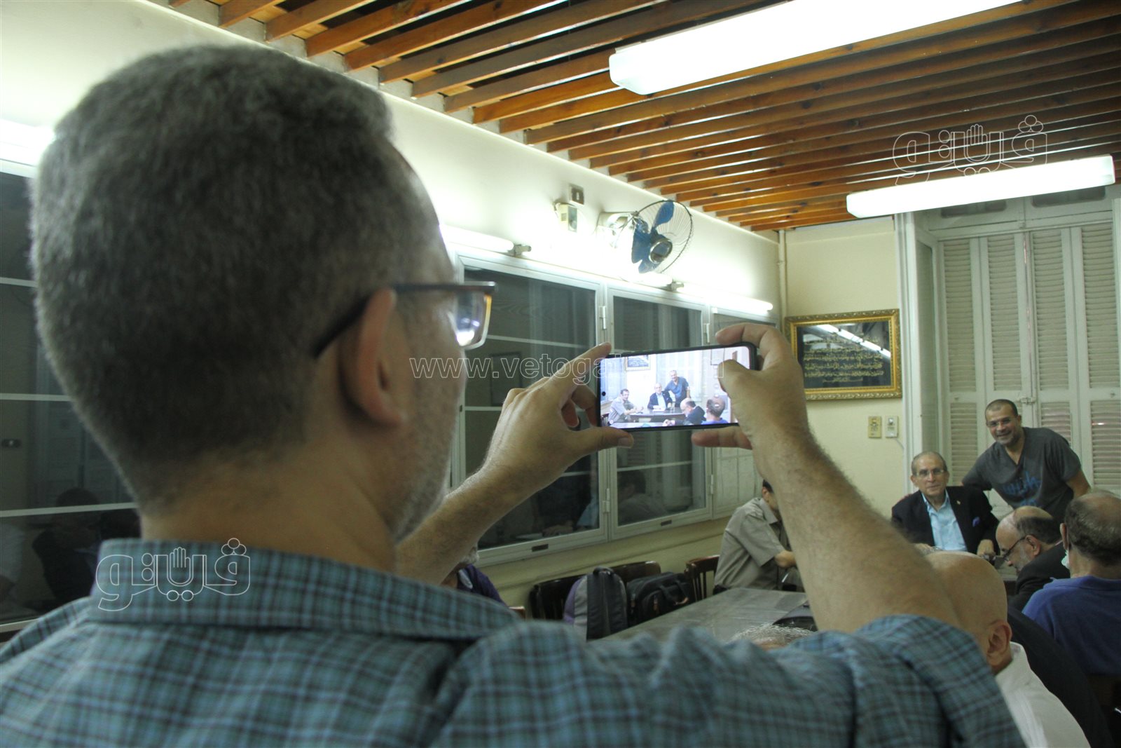 السر في والده.. حكاية دكتور أمراض النساء مع طوابع بريد العالم (25)