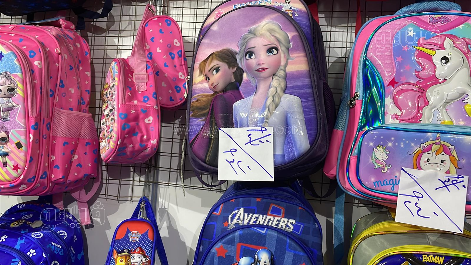 خصم 30% وضمان عام كامل.. أسعار الحقائب بمعرض أهلا مدارس (5)