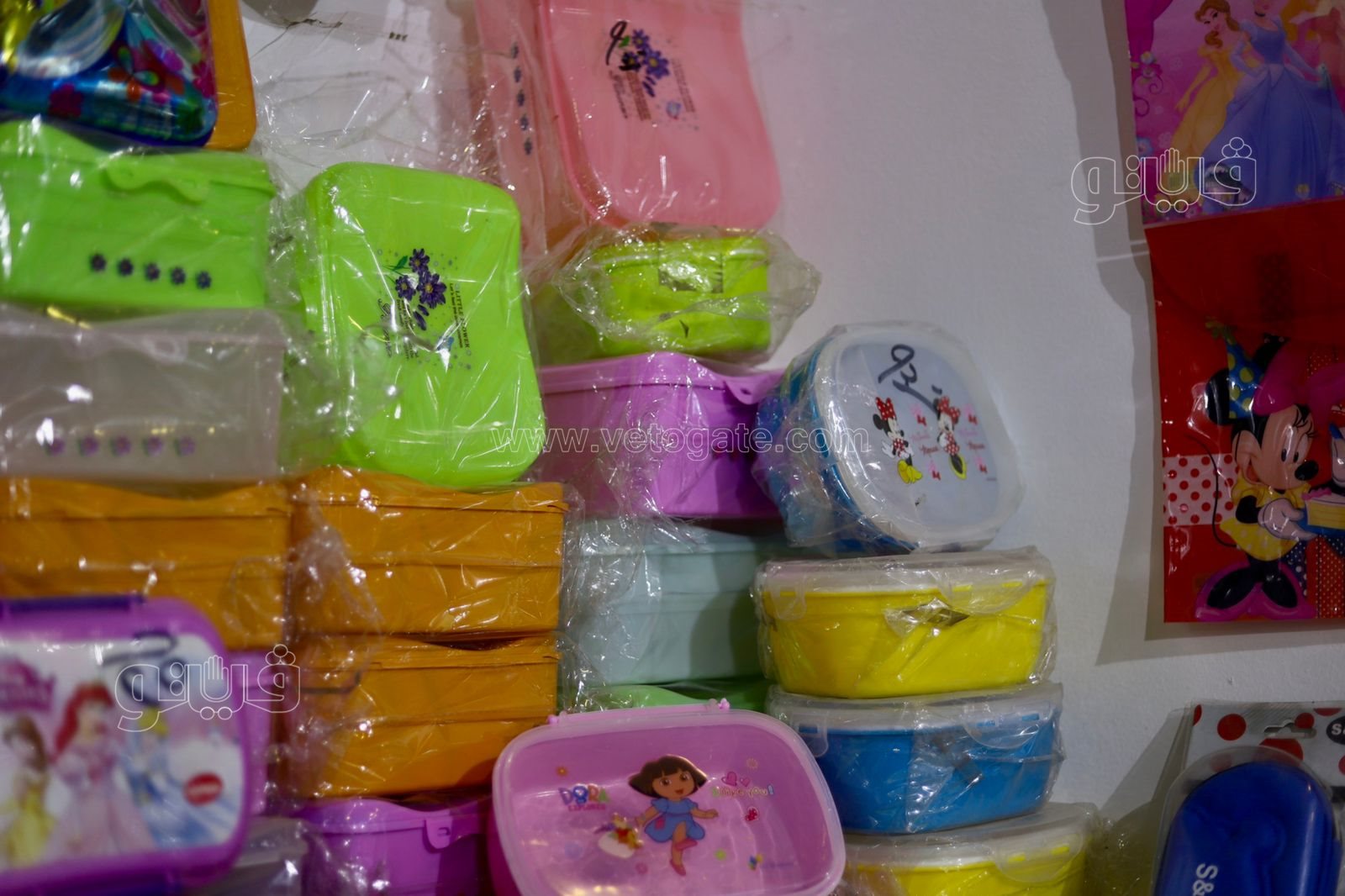 تبدأ من 10 جنيهات.. أسعار اللانش بوكس والزمزمية في معرض أهلا مدارس (17)