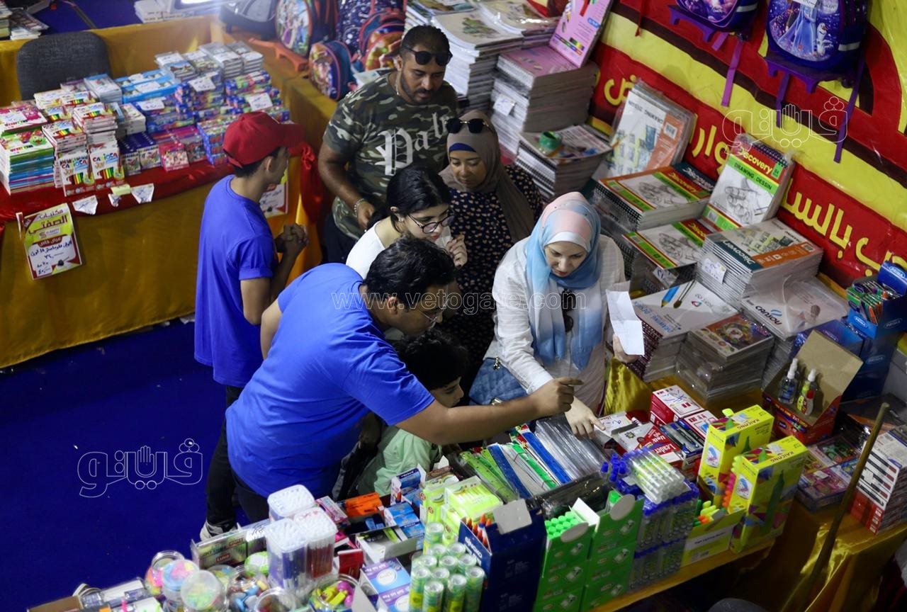 فرَّح أولادك.. “أهلا مدارس” يجذب العائلات لشراء مستلزمات الدراسة (24)