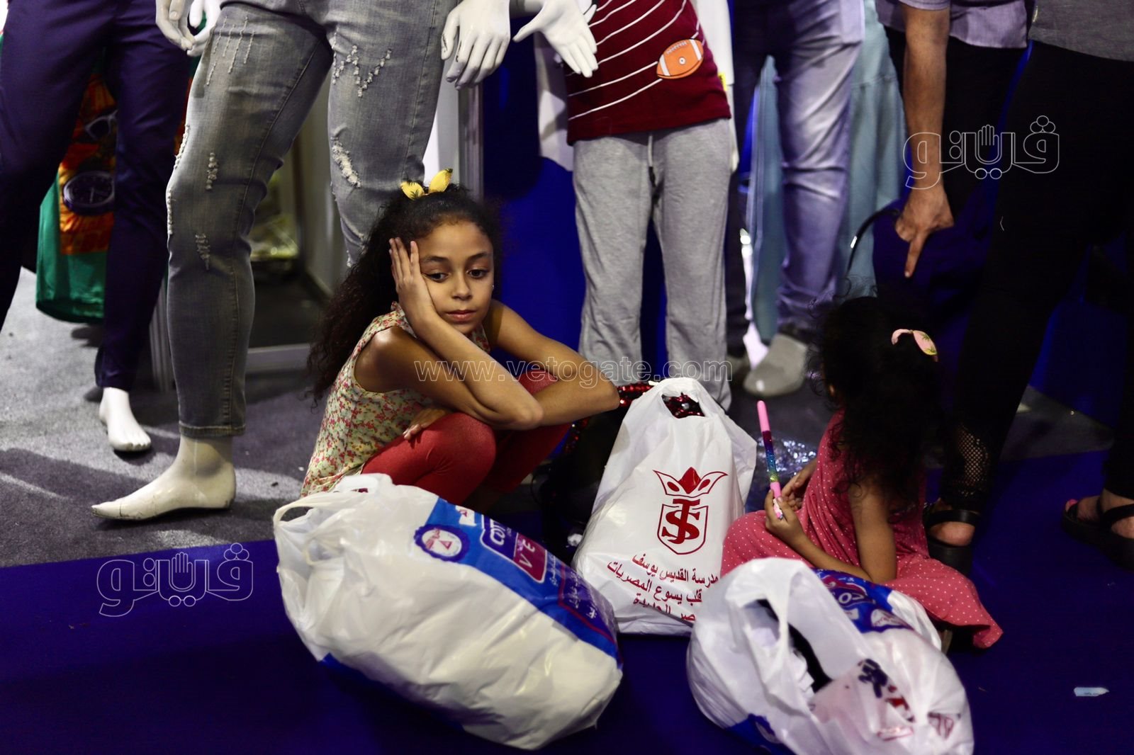 يودعون الإجازة الكبيرة.. رحلة الأبناء والأباء في معرض أهلا مدارس 2022 (45)