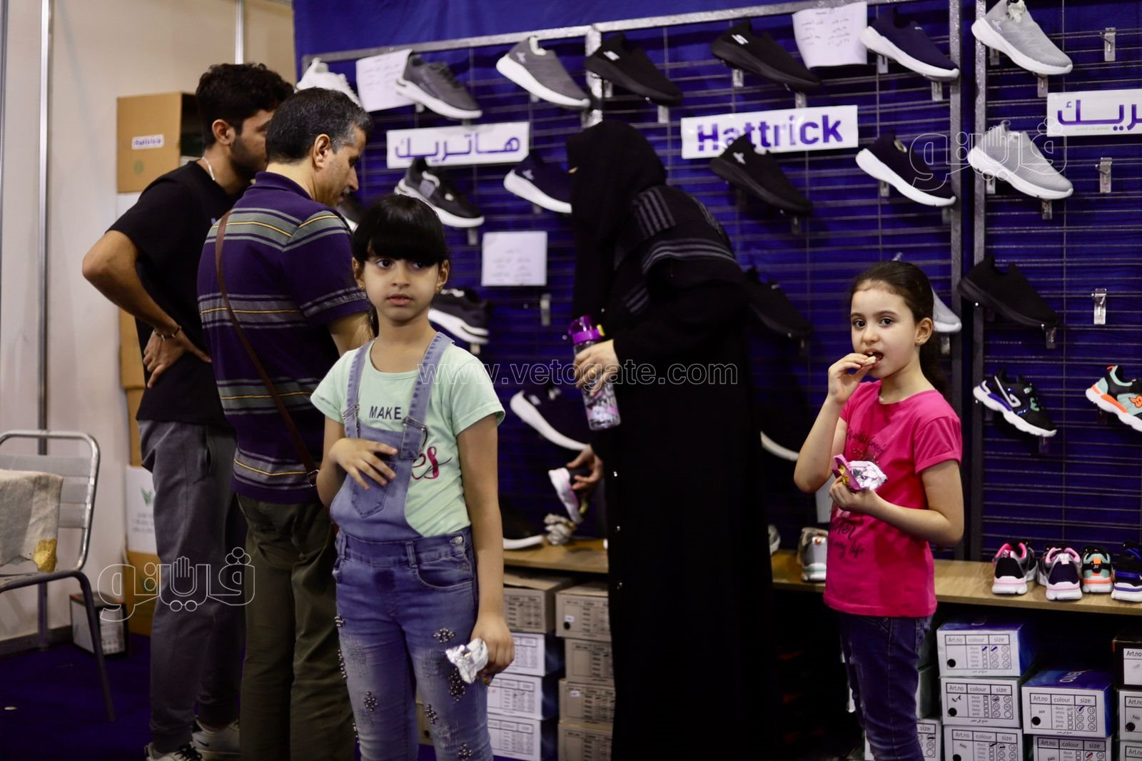 يودعون الإجازة الكبيرة.. رحلة الأبناء والأباء في معرض أهلا مدارس 2022 (56)