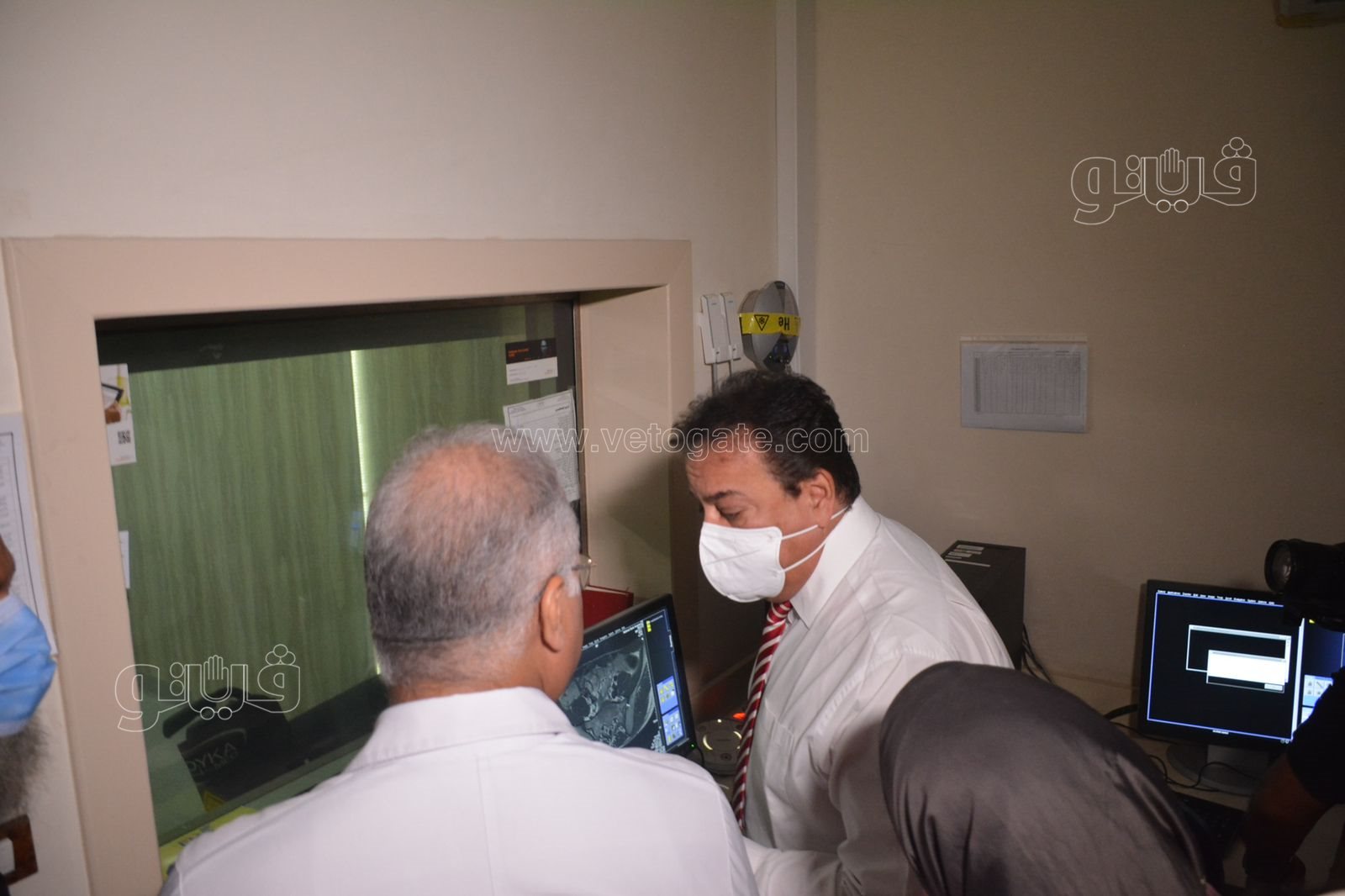 وزير الصحة يبدأ جولته التفقدية بمستشفى البنك الأهلي  (30)