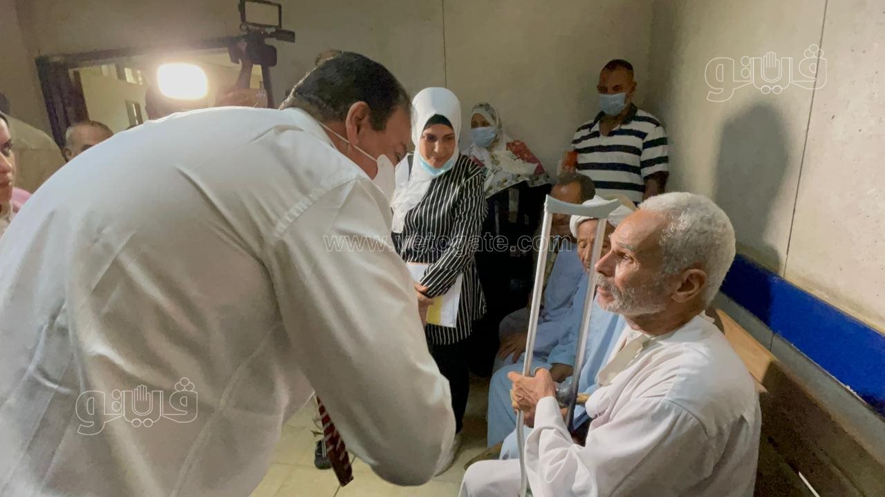 وزير الصحة يتفقد مستشفى الهرم التخصصي.. ويوجه بتطوير معامل مدارس التمريض (28)