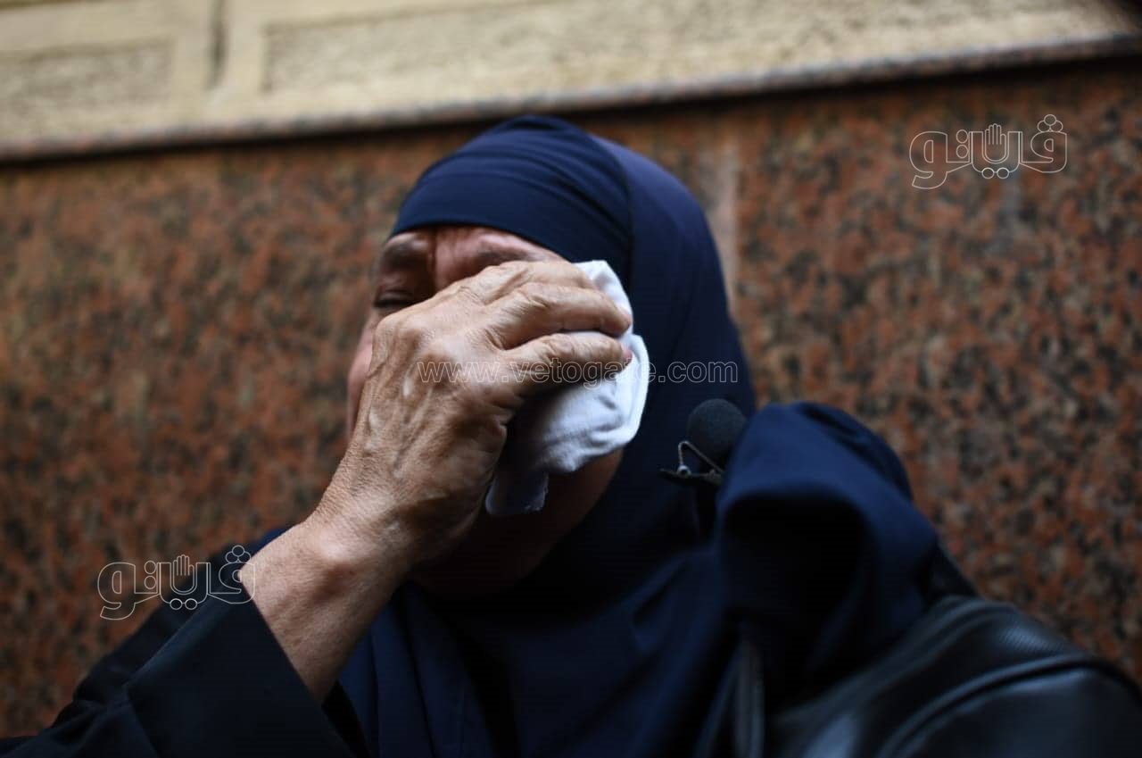 دموع الفرح بالقصاص.. رد فعل جدة شيماء جمال بعد الحكم بالإعدام على المتهمين (2)