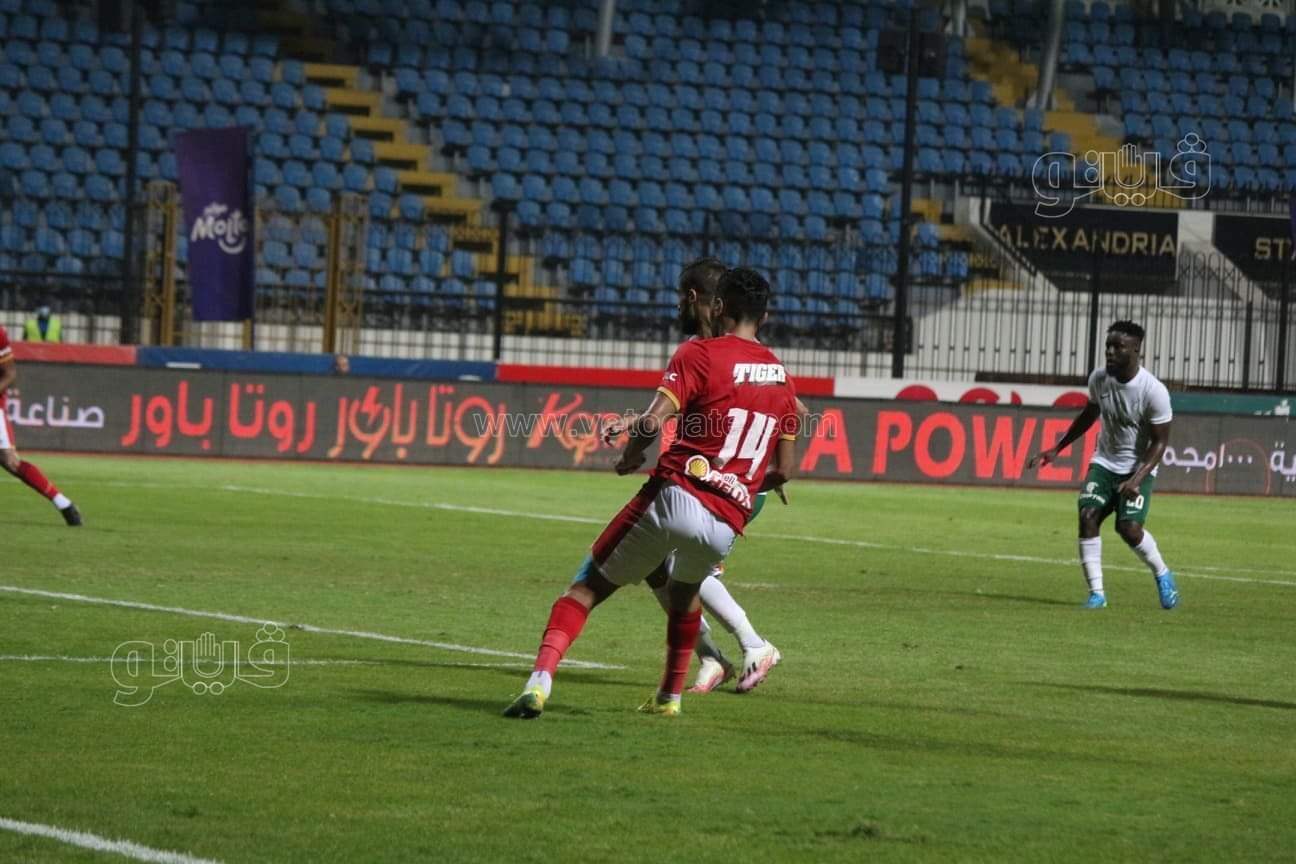 جانب من لقاء الأهلي والمصري  (13)