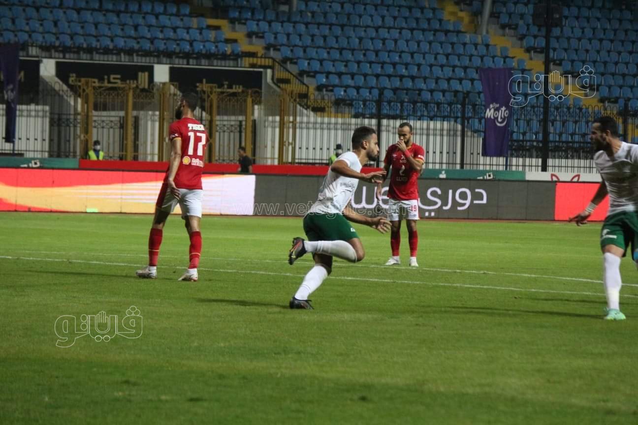 الاهلي والمصري (60)