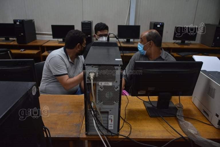 تسجيل رغبات المرحلة الأولى لتنسيق الجامعات بـ هندسة عين شمس (1)