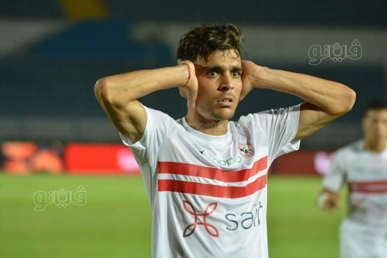 احتفال هدف اشرف بن شرقي (2)