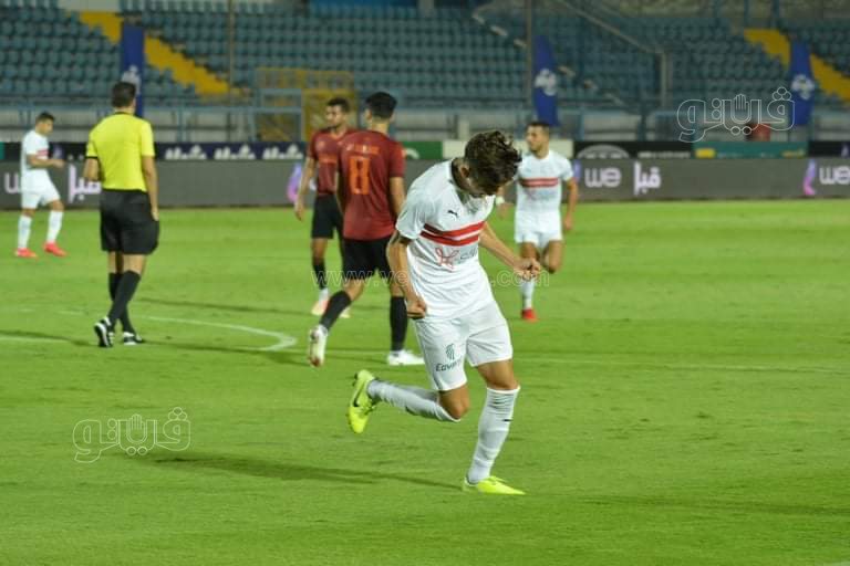 احتفال هدف اشرف بن شرقي (4)