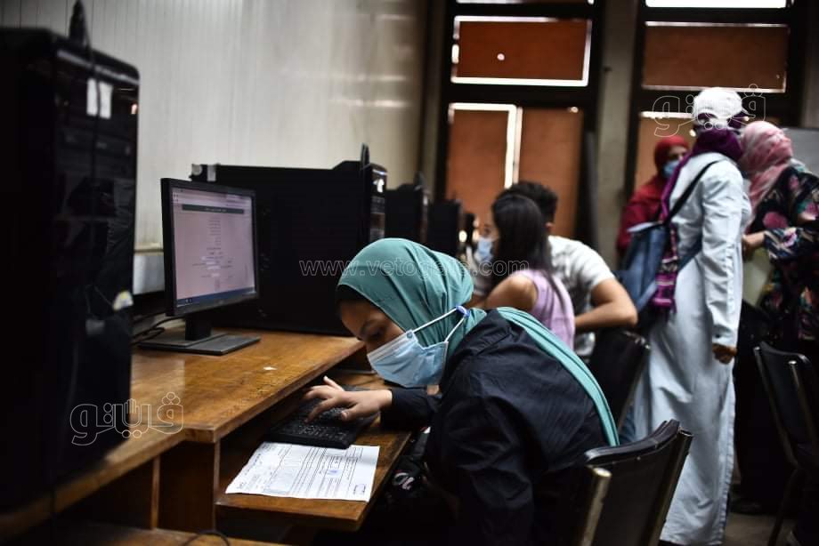 إقبال متوسط على معامل تنسيق جامعة القاهرة في اليوم الثاني للمرحلة الأولى (1)