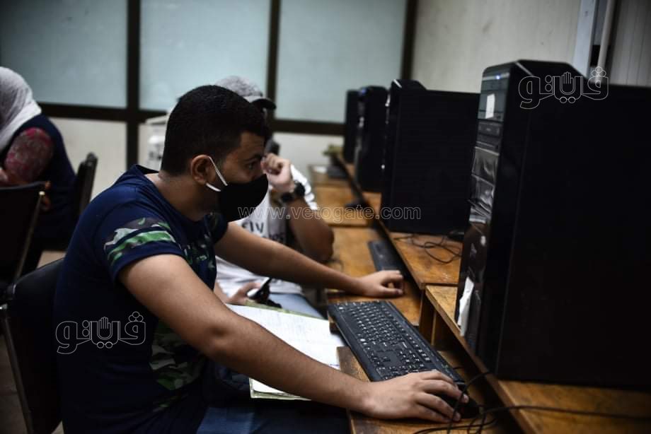 إقبال متوسط على معامل تنسيق جامعة القاهرة في اليوم الثاني للمرحلة الأولى (12)