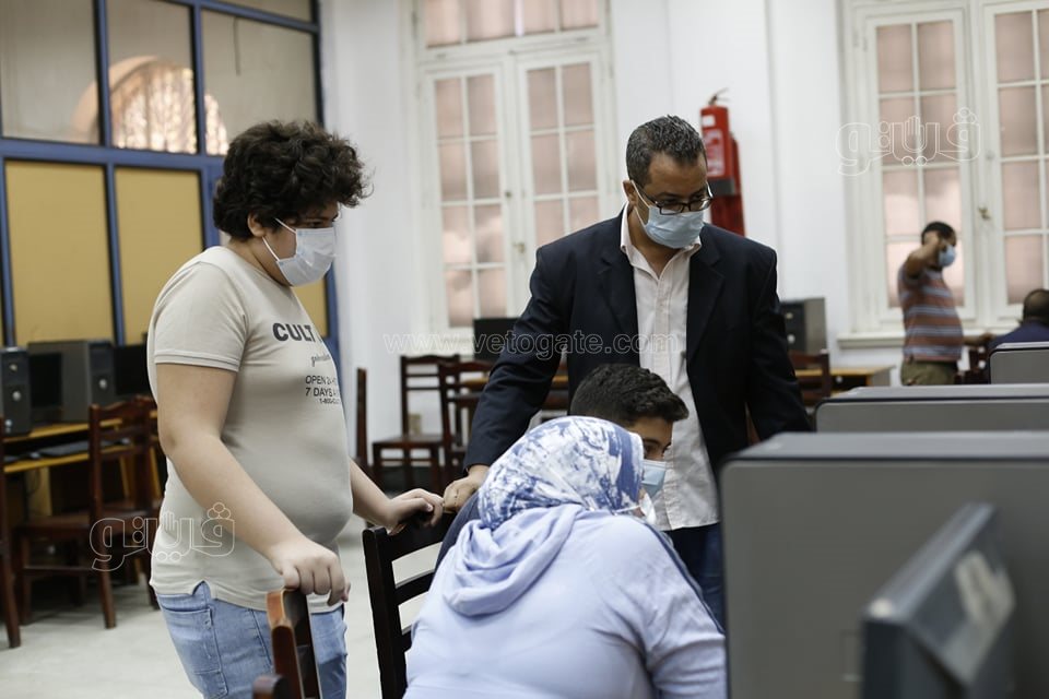 إقبال على معامل زراعة القاهرة لتسجيل رغبات تنسيق المرحلة الأولى (2)