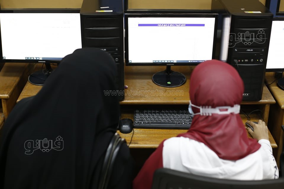 إقبال على معامل زراعة القاهرة لتسجيل رغبات تنسيق المرحلة الأولى (11)