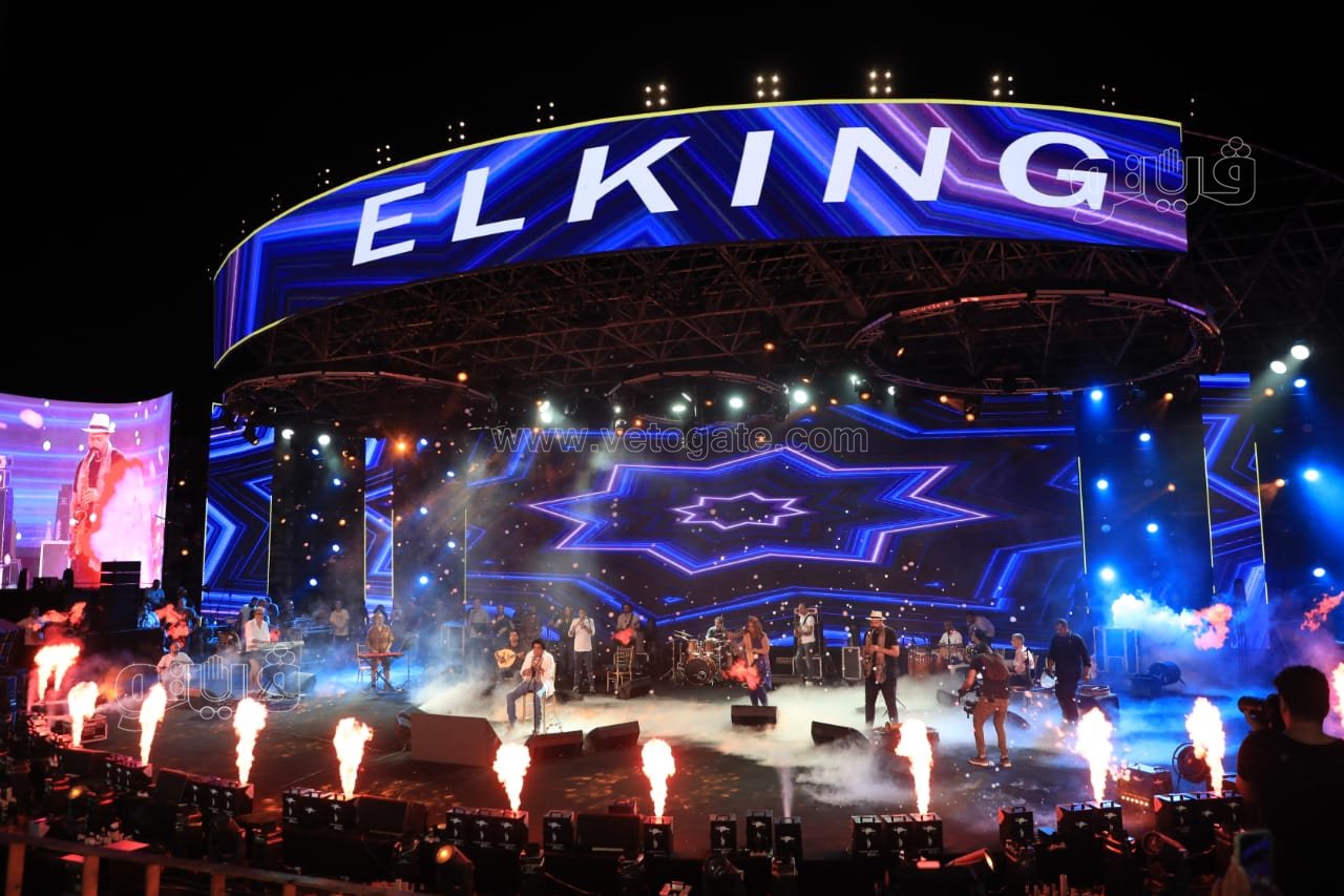 محمد منير يتألق فى حفل المسرح الرومانى (12)