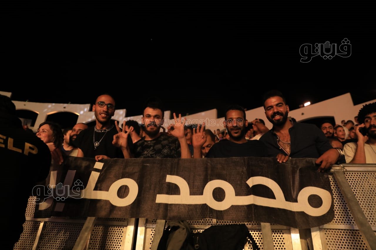 محمد منير يتألق فى حفل المسرح الرومانى (13)