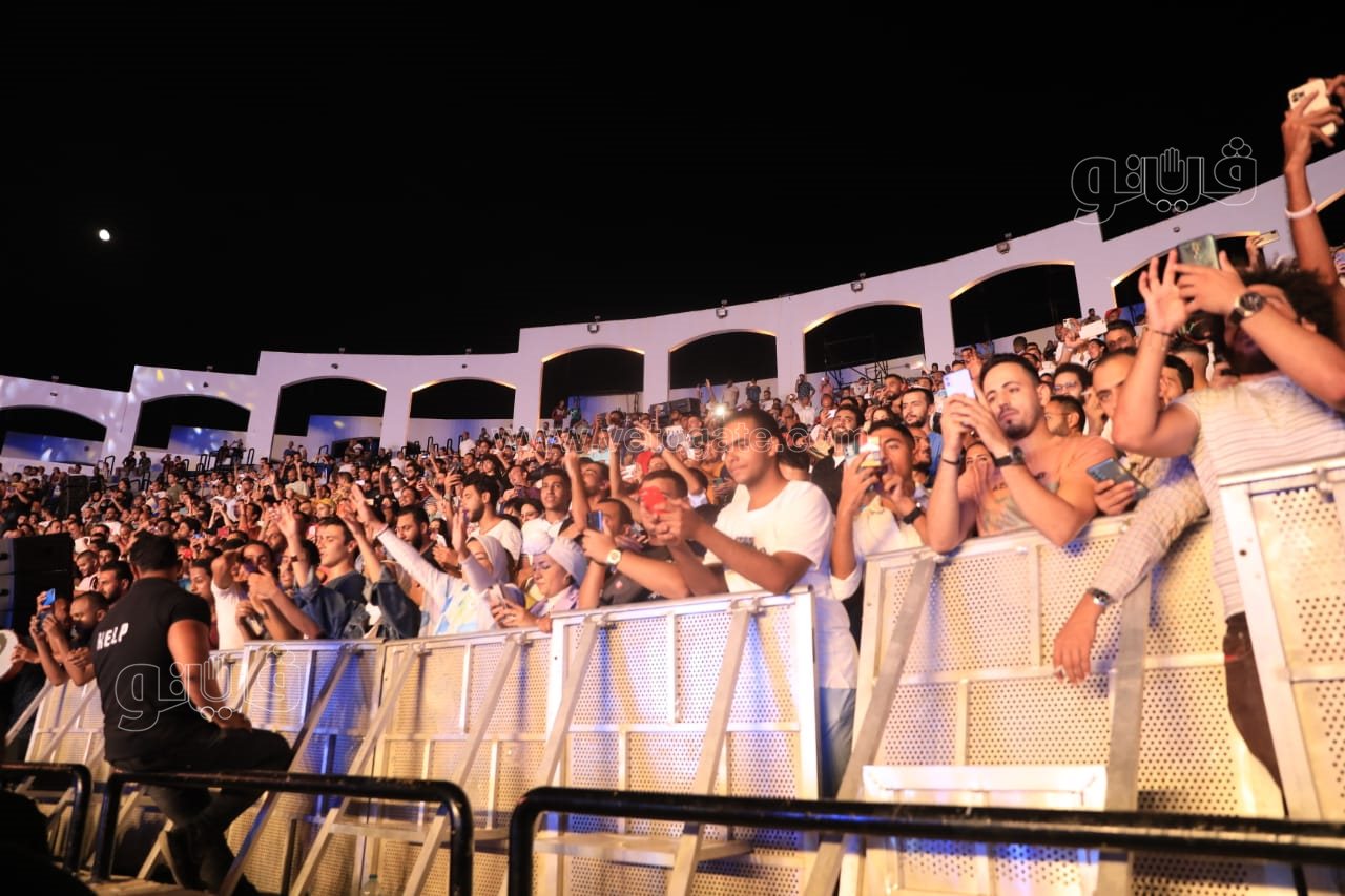 محمد منير يتألق فى حفل المسرح الرومانى (14)