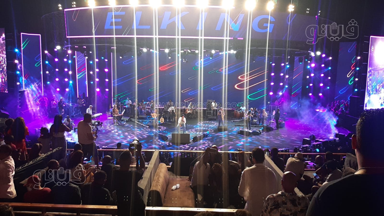 محمد منير يتألق فى حفل المسرح الرومانى (17)