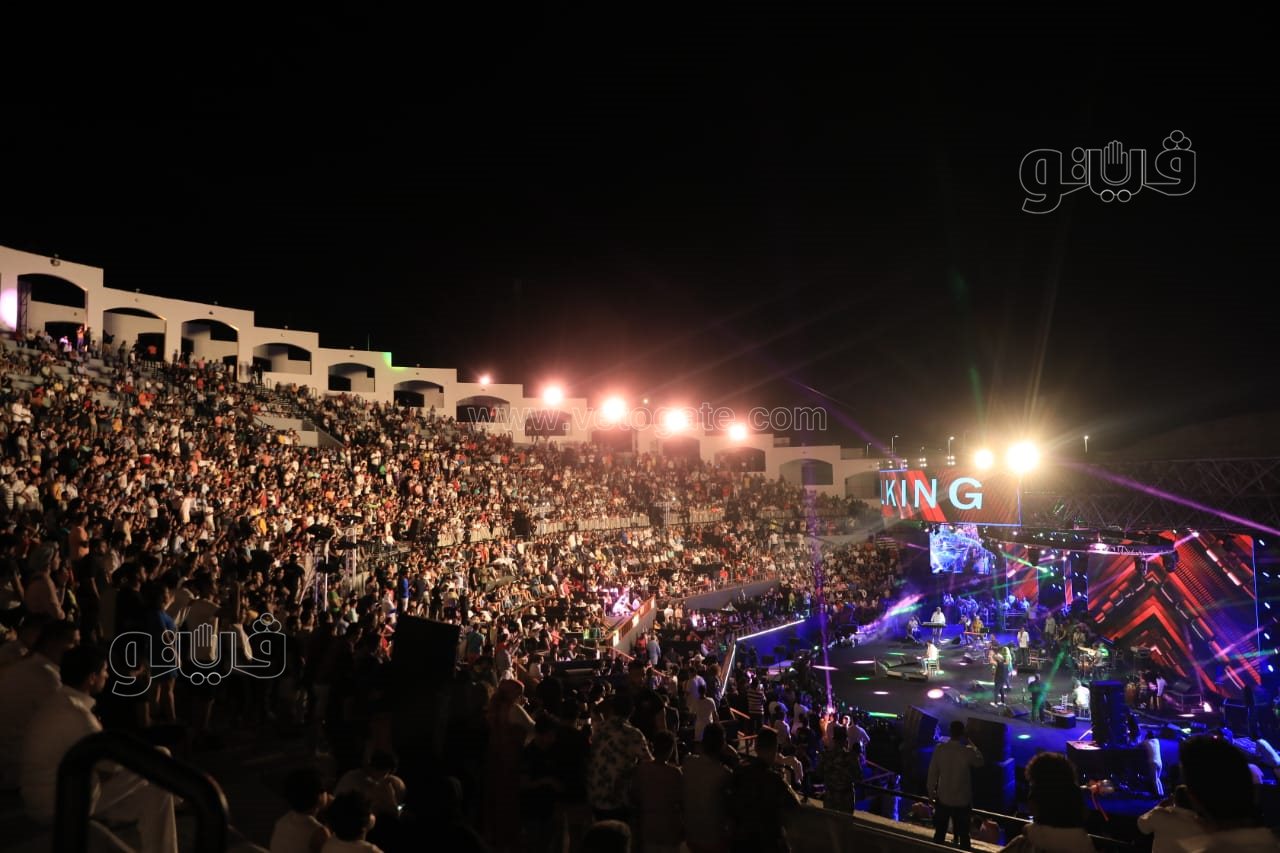 محمد منير يتألق فى حفل المسرح الرومانى (19)