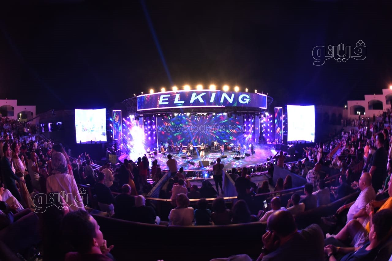 محمد منير يتألق فى حفل المسرح الرومانى (24)