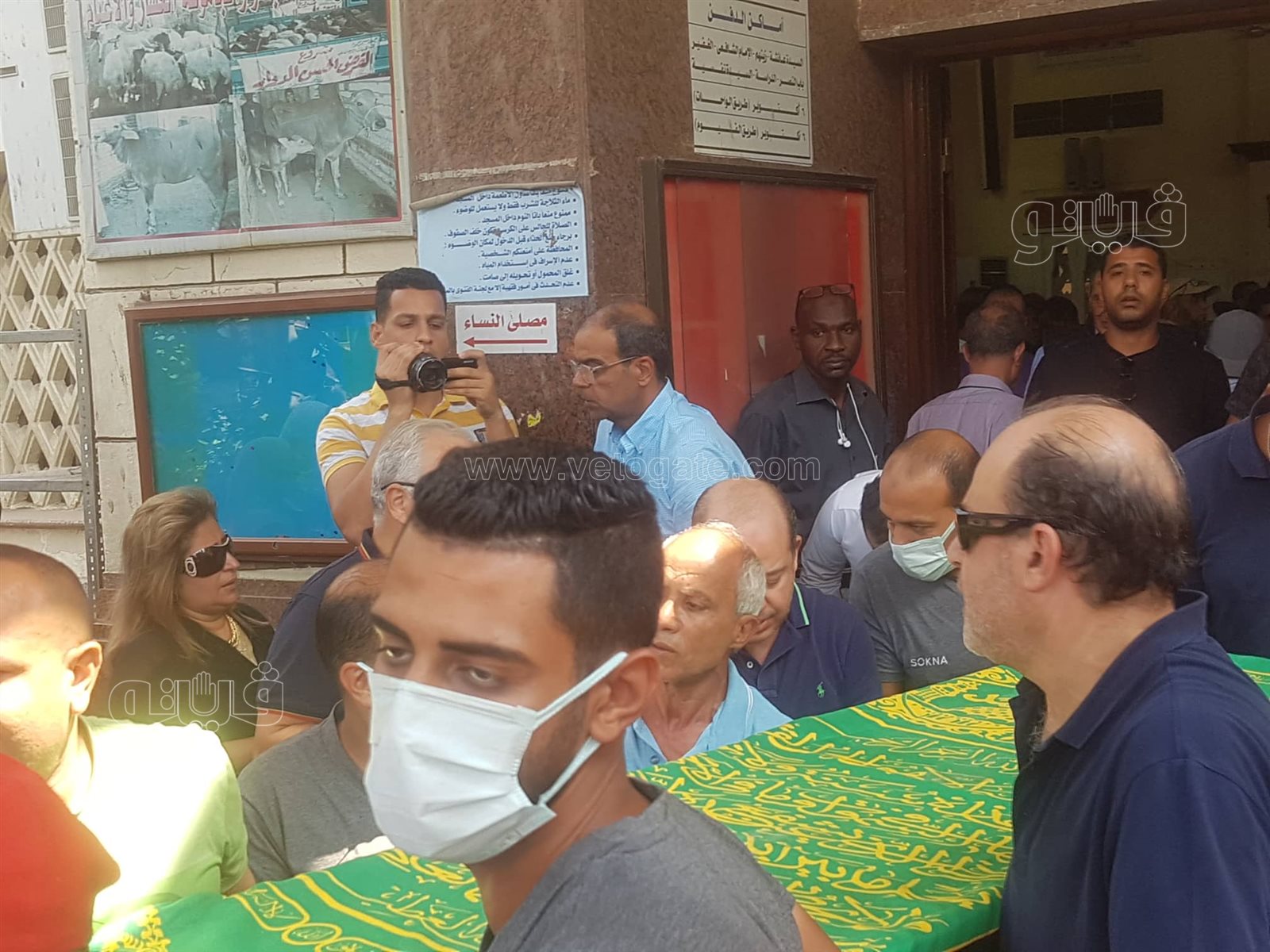 تشييع جثمان زوجة خالد زكي (6)