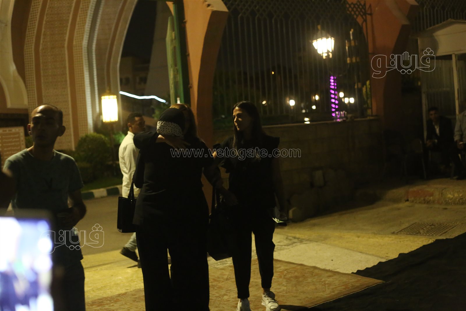 عزاء زوجة خالد زكي (6)