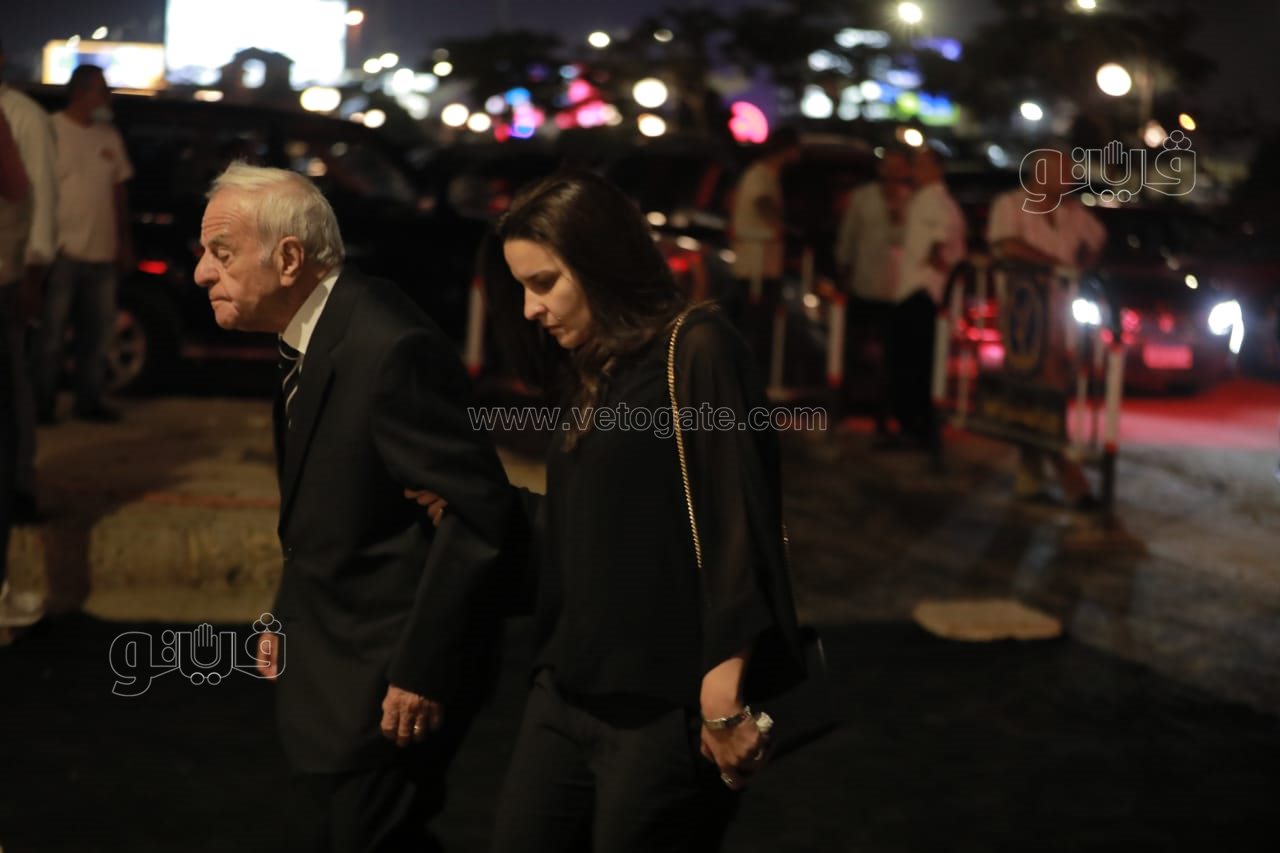 عزاء زوجة خالد زكي (23)