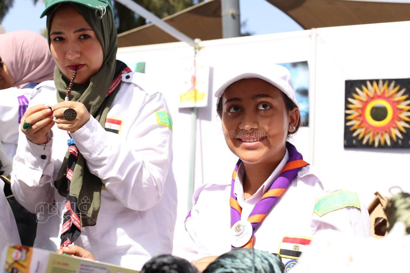 فرق الكشافة تستقبل الطلاب الجدد في أول يوم دراسي بجامعة عين شمس (6)