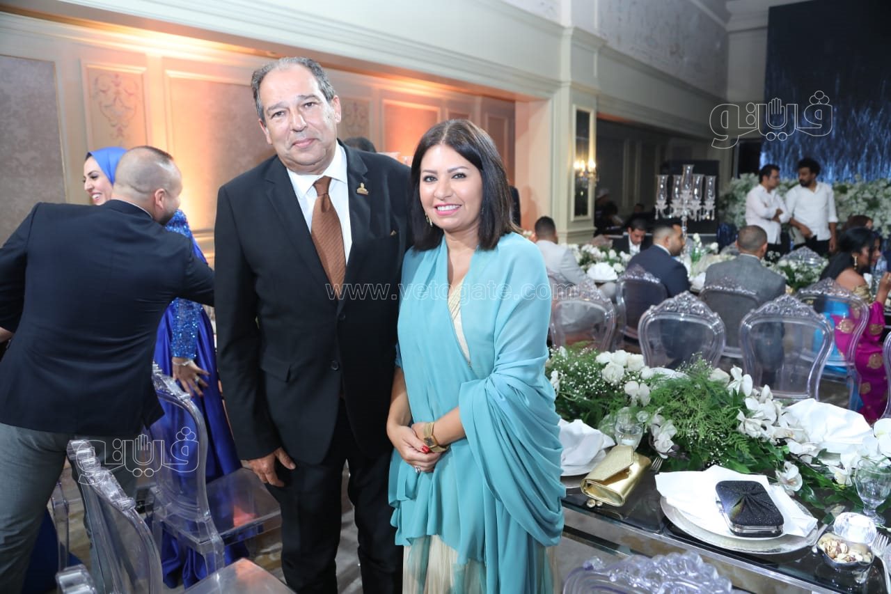 الكينج ونجوم الفن والإعلام يحتفلون بزفاف سالي عبد السلام ومؤمن الباز (1)