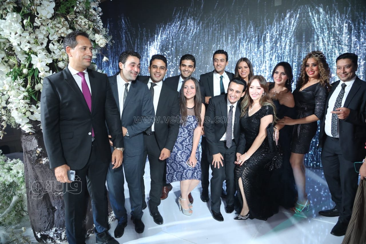 الكينج ونجوم الفن والإعلام يحتفلون بزفاف سالي عبد السلام ومؤمن الباز (11)