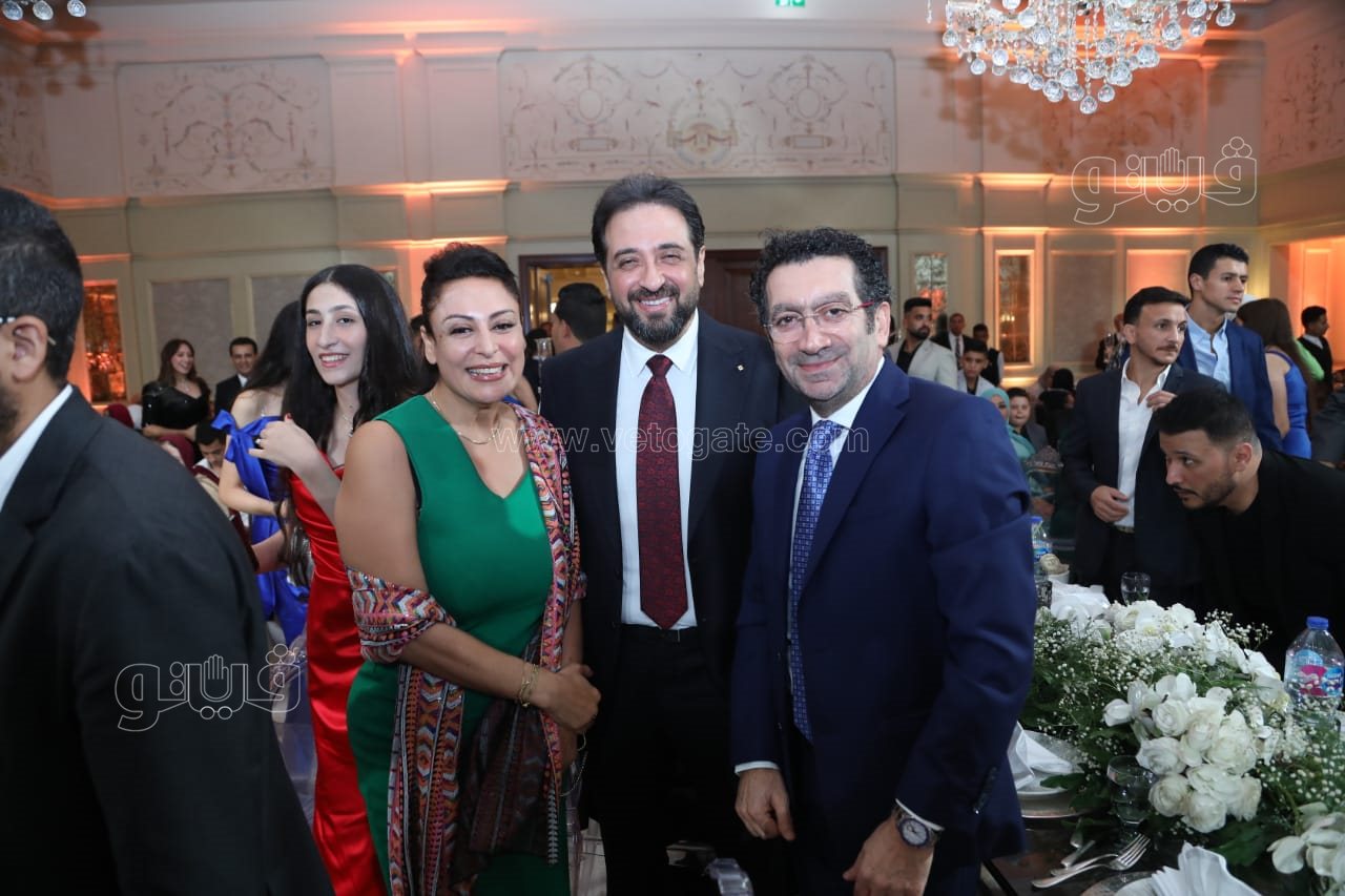 الكينج ونجوم الفن والإعلام يحتفلون بزفاف سالي عبد السلام ومؤمن الباز (40)