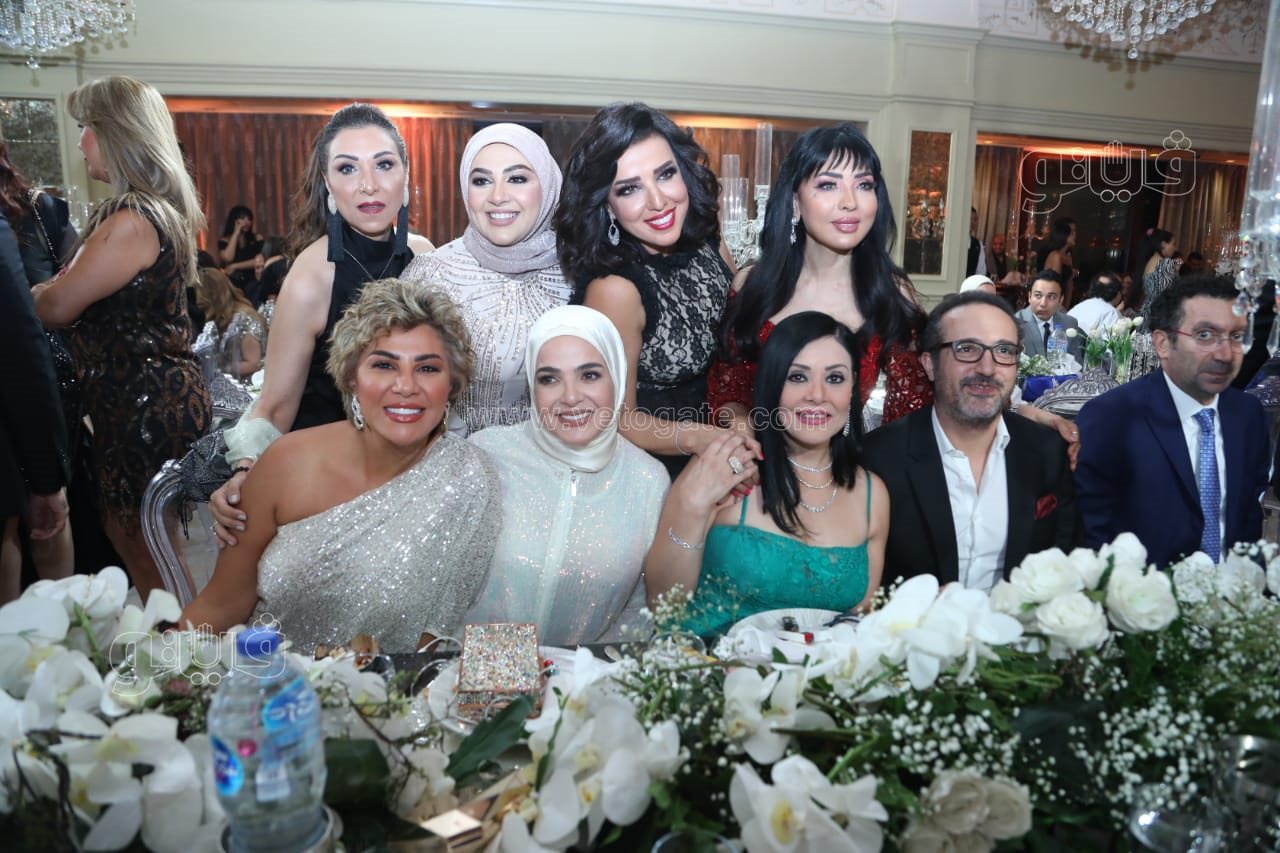 الكينج ونجوم الفن والإعلام يحتفلون بزفاف سالي عبد السلام ومؤمن الباز (45)
