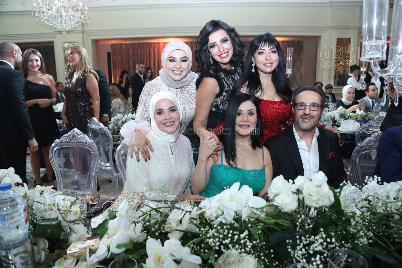 الكينج ونجوم الفن والإعلام يحتفلون بزفاف سالي عبد السلام ومؤمن الباز (48)