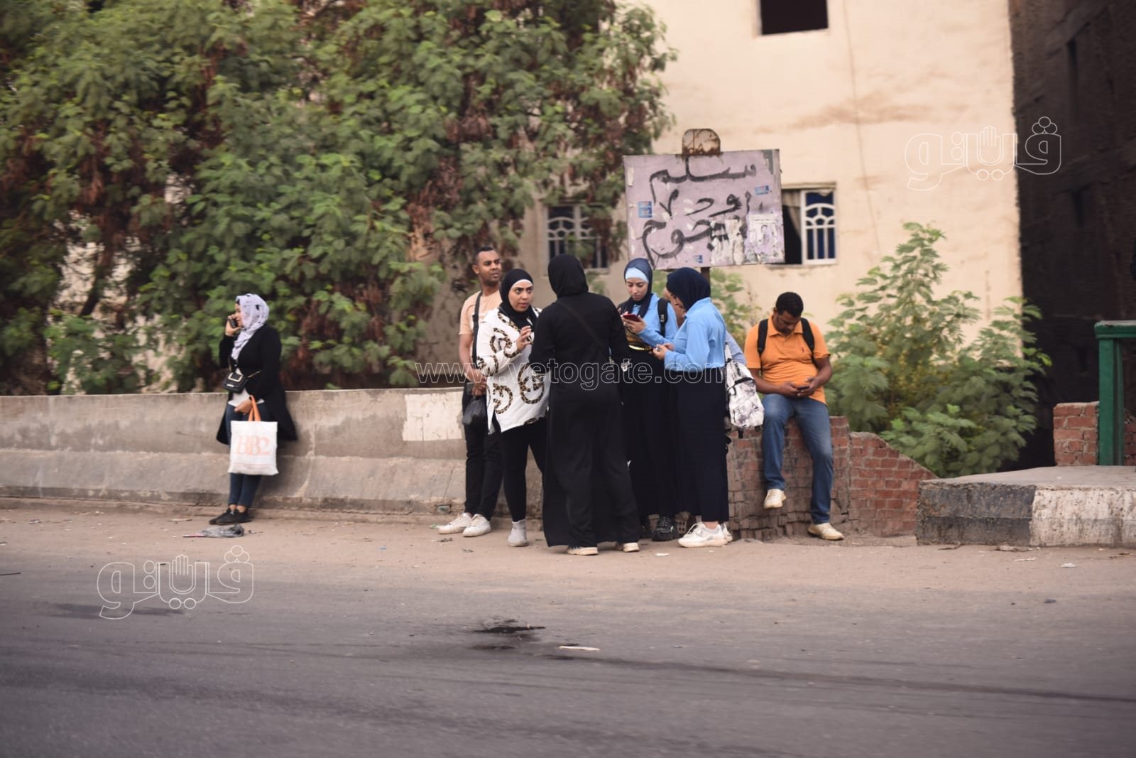 التلاميذ على أسوار الدائري.. شاهد طرق مواصلات الطلاب في أول أيام العام الدراسي (7)