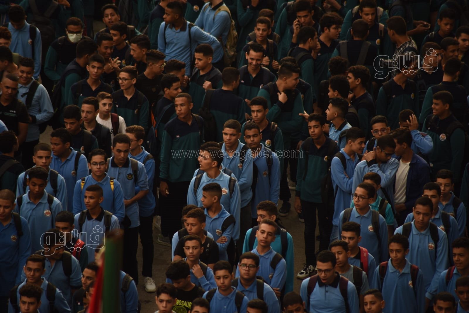 همة ونشاط.. طلاب مدرسية السعيدية يؤدون التمارين الرياضية بطابور الصباح (36)