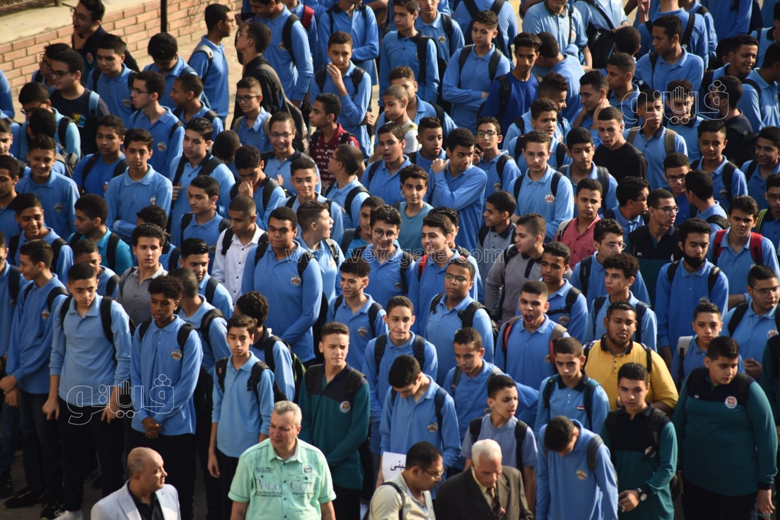 همة ونشاط.. طلاب مدرسية السعيدية يؤدون التمارين الرياضية بطابور الصباح (30)