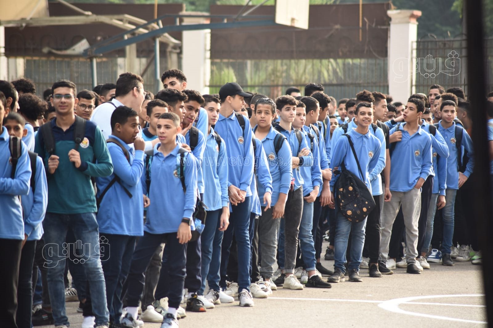 همة ونشاط.. طلاب مدرسية السعيدية يؤدون التمارين الرياضية بطابور الصباح (31)