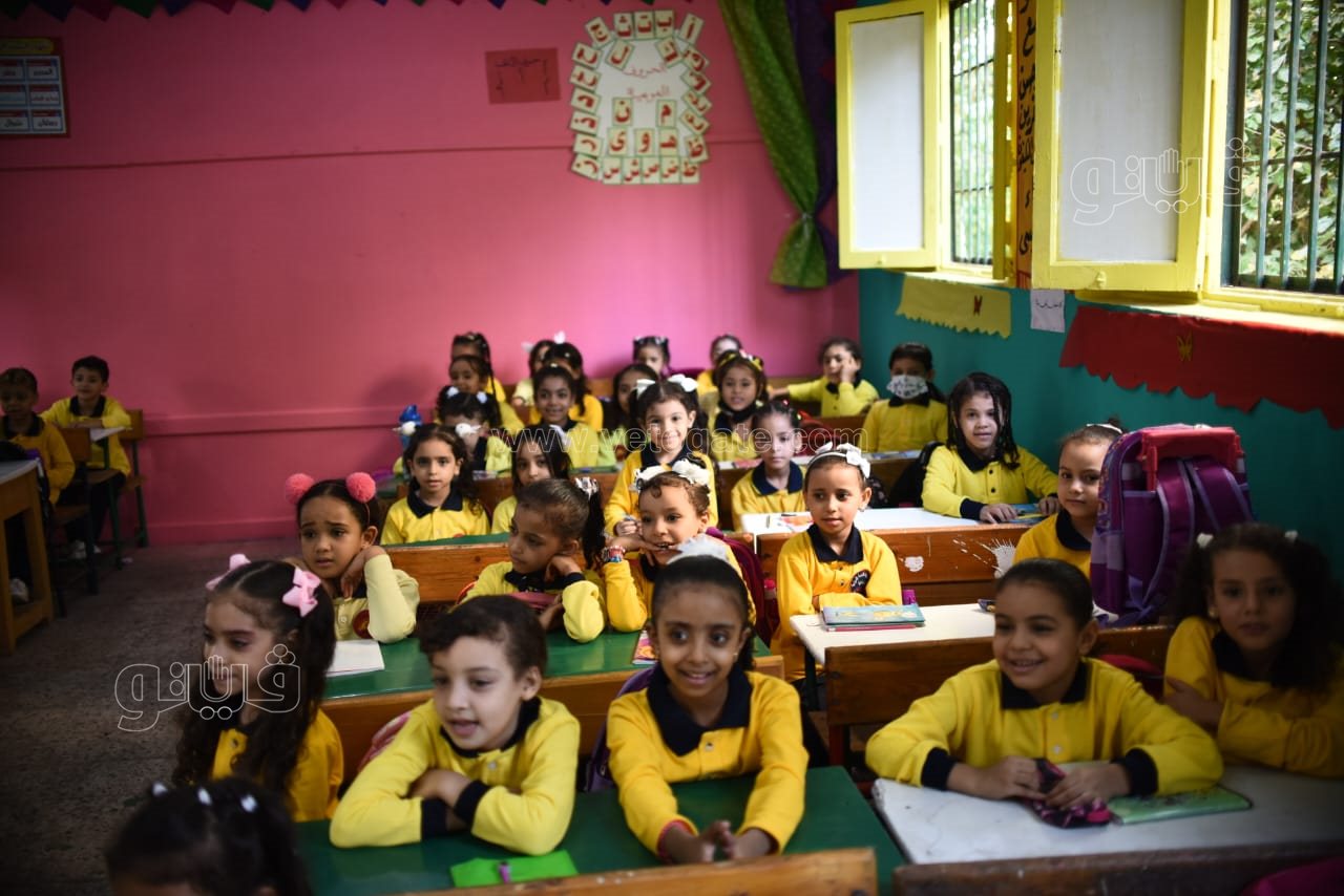 جرس الحصة ضرب.. انتظام الدراسة في مدارس الجيزة (8)