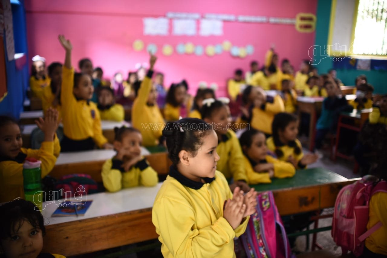 جرس الحصة ضرب.. انتظام الدراسة في مدارس الجيزة (9)