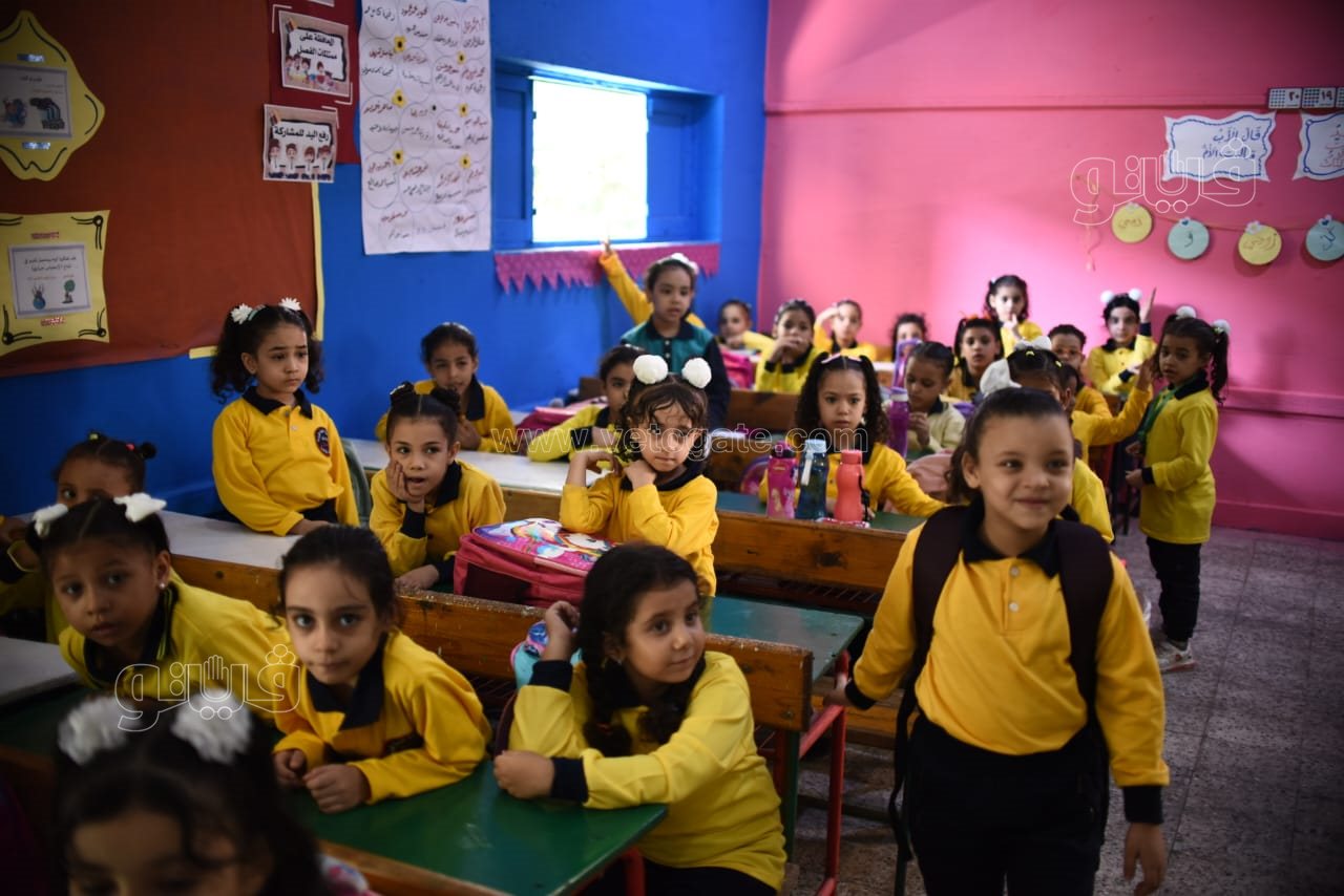 جرس الحصة ضرب.. انتظام الدراسة في مدارس الجيزة (15)
